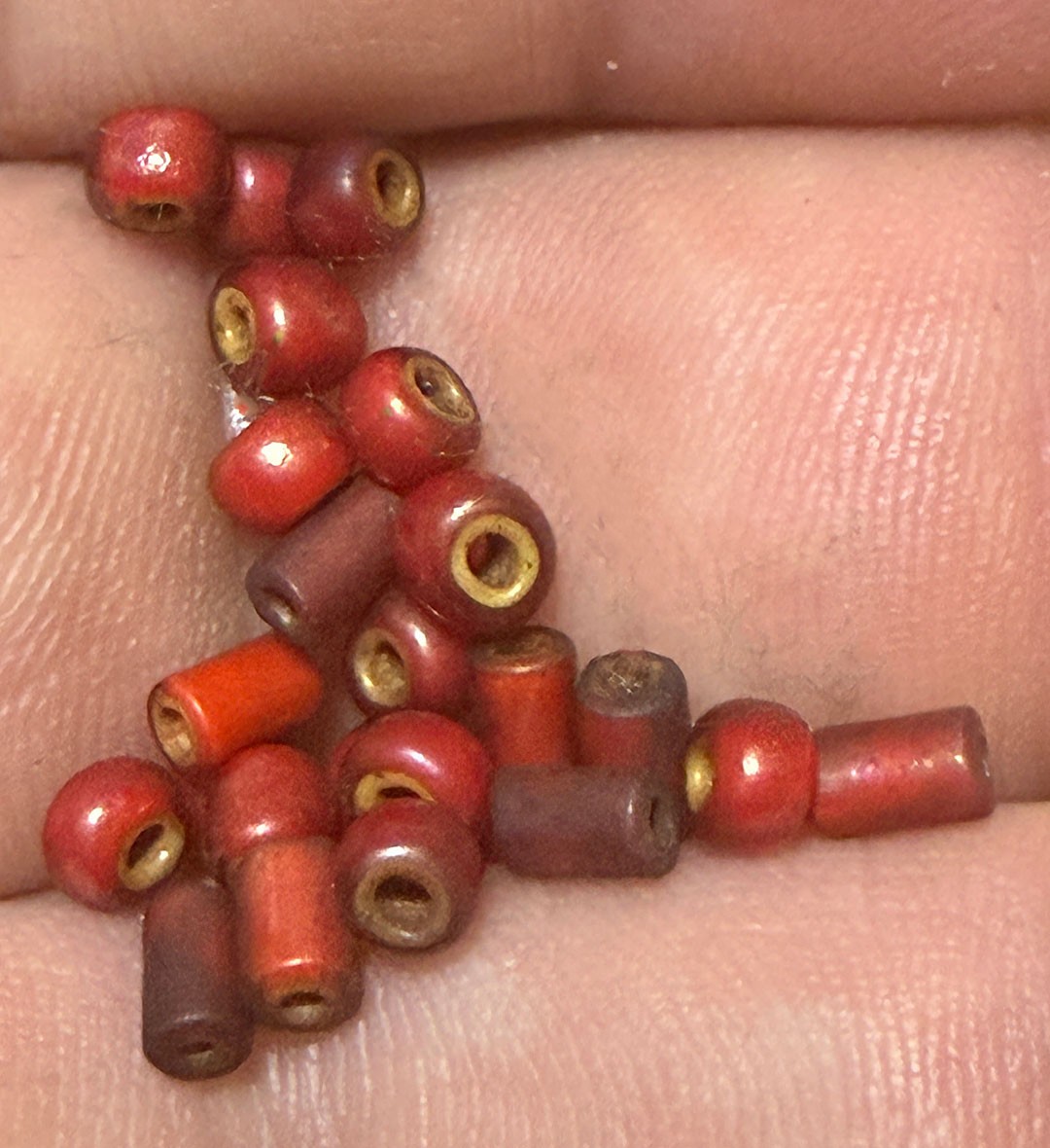 (20) Huron Indian Red White Heart Trade Beads Venetian Pre-1800 Small Size