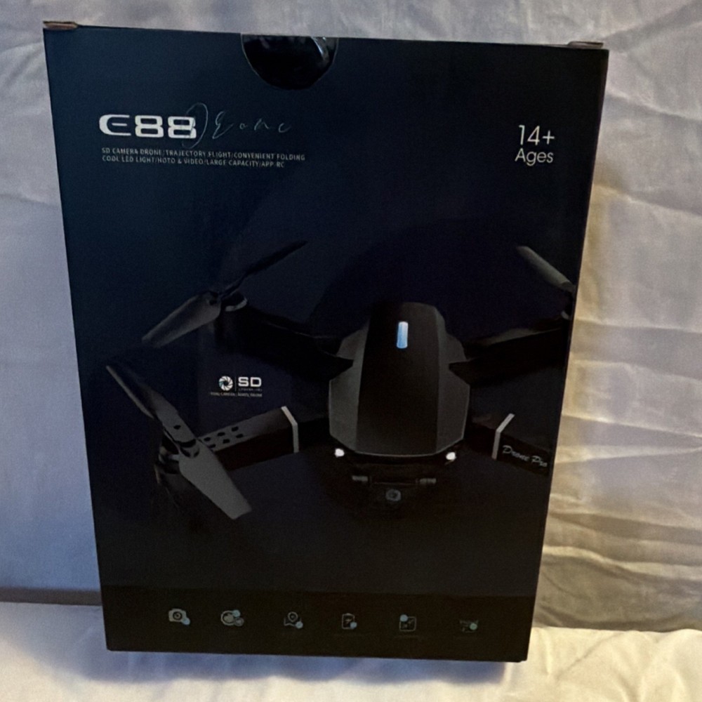 FACEGLE E88 Dual Camera Foldable App Control Quadcopter Drone Black