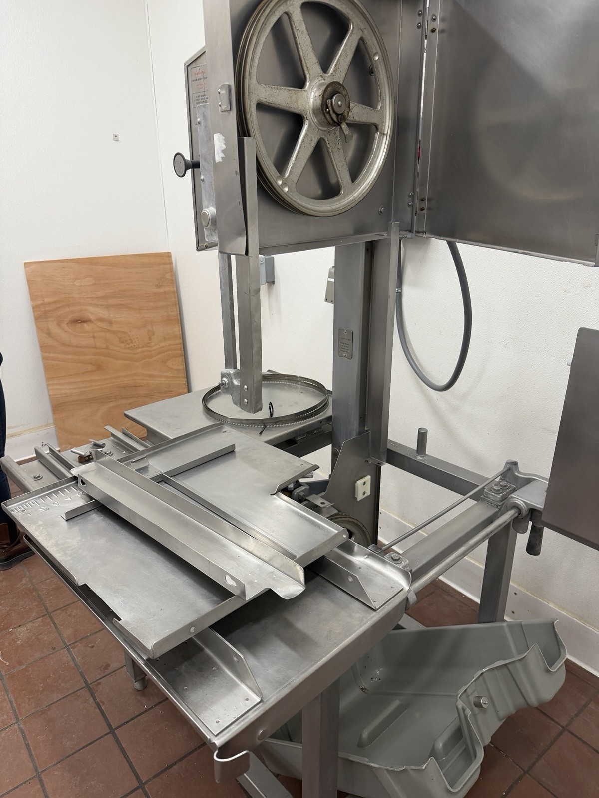 HOBART Commercial Vertical Meat / Bone Saw - 3 HP - 3PH - Model # 5801