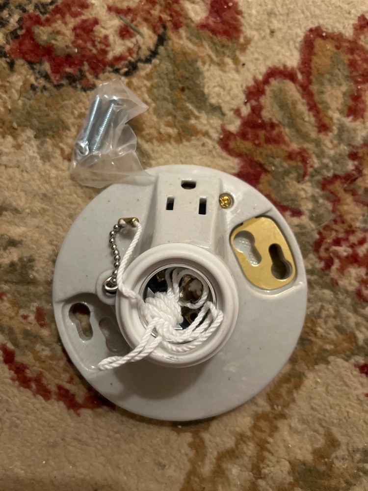 LeGrand Porcelain Ceiling Lampholder Pull Chain Light Socket Outlet 288