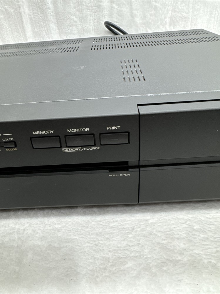 Fujix V-p8000 Video-graphic Printer Untested