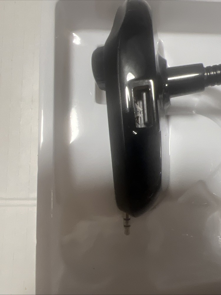 New Bluetooth RM100 Multifunction Wireless Car FM Transmitter Kit- Black