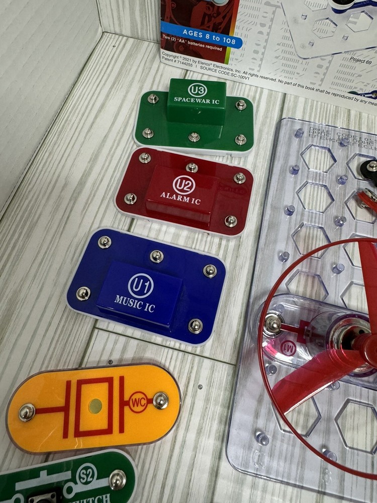 Snap Circuits Jr. Electronics Discovery Kit Elenco 2021 Learning Electronics