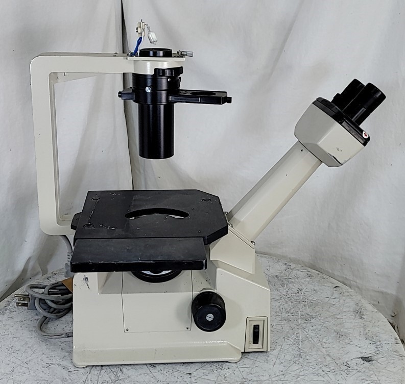 NIKON TMS 213836 Inverted Microscope/Phase Contrast SEE NOTES