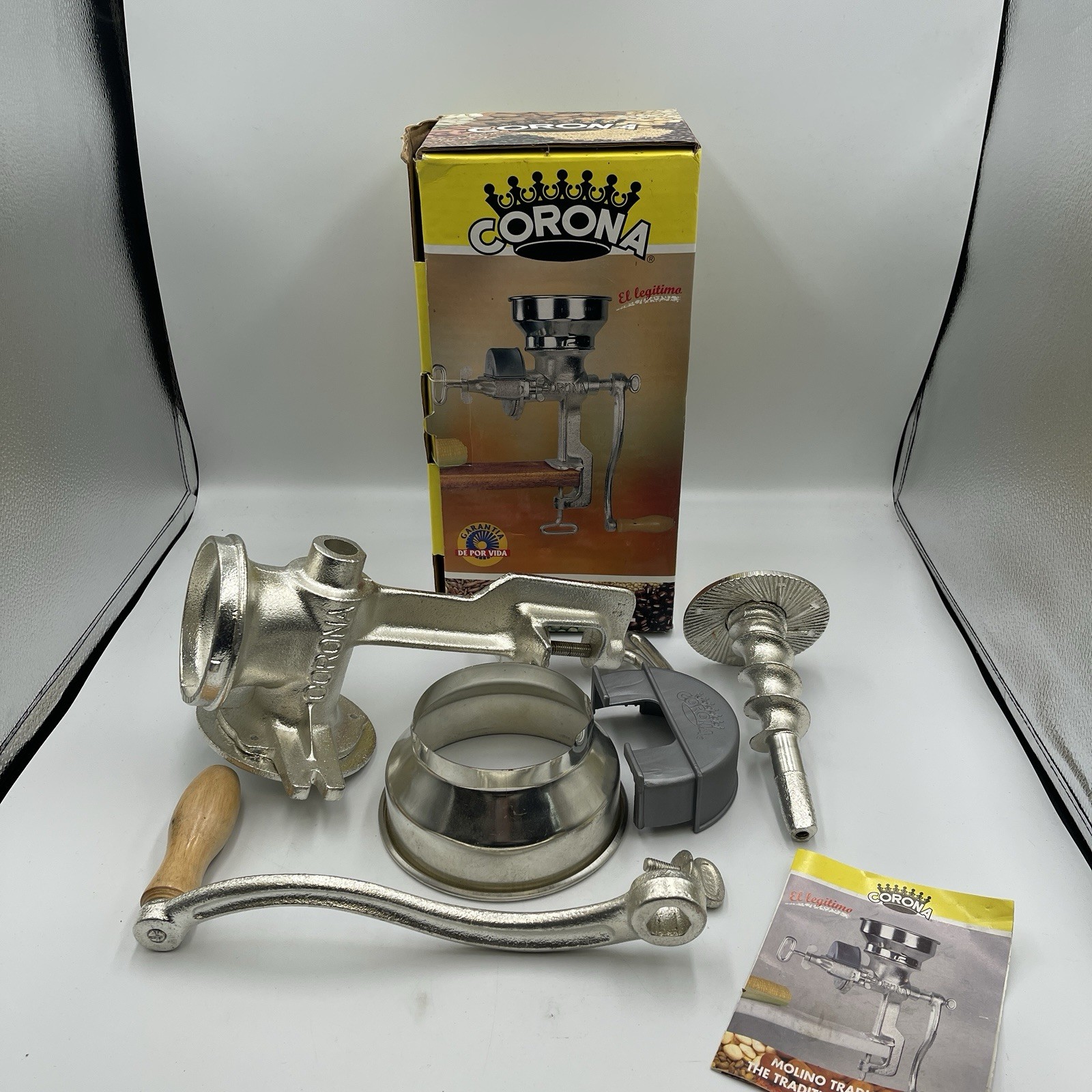 Landers Corona Traditional Corn Mill Grinder Molino Tradicional