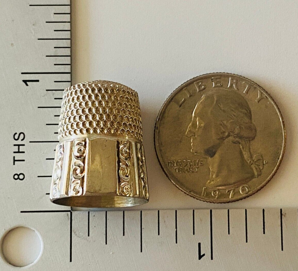 Vintage Sterling Silver Simons Bros Thimble #11 Panel Scroll Design 59