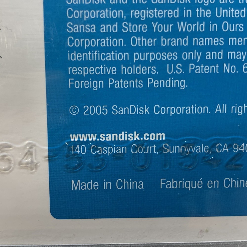 SanDisk Sansa e100 series mp3 player car transmitter New Sealed