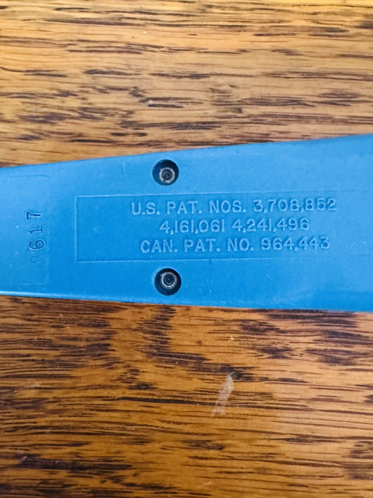 Harris D814 Punchdown Impact Tool With 2 Blades