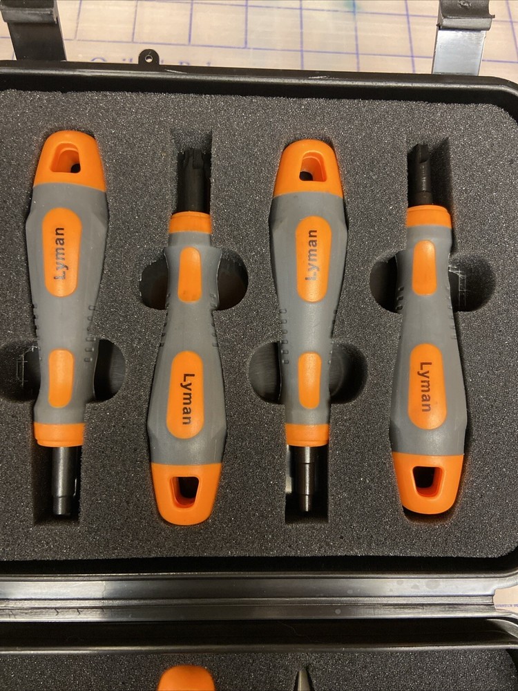 LYMAN UNIVERSAL CASE PREP ACCESSORY SET #7810212 RELOADING