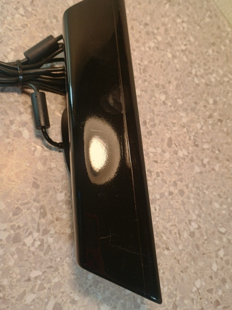 OFFICIAL XBOX 360 KINECT MOTION SENSOR BAR- TESTED AND WORKING READ DESCRIPTION