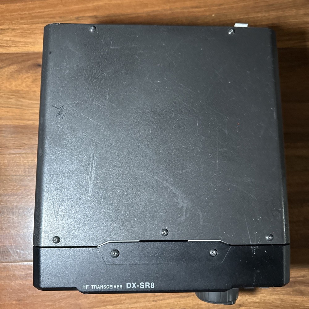 ALINCO DX-SR8 HF TRANSCEIVER.