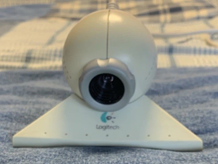 Vintage Logitech Quickcam USB Webcam 2000s Computer Wired w/Camera Base - Tested
