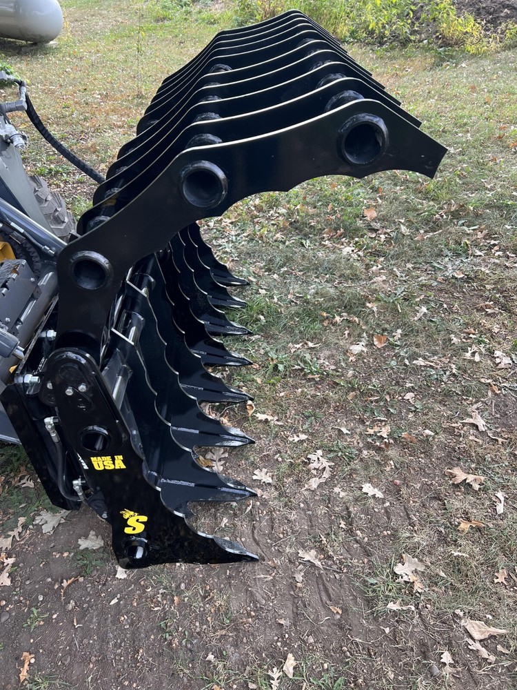 New Stinger Clam Grapple - CG Series