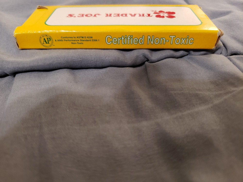 Trader Joes 4 Crayons Pack