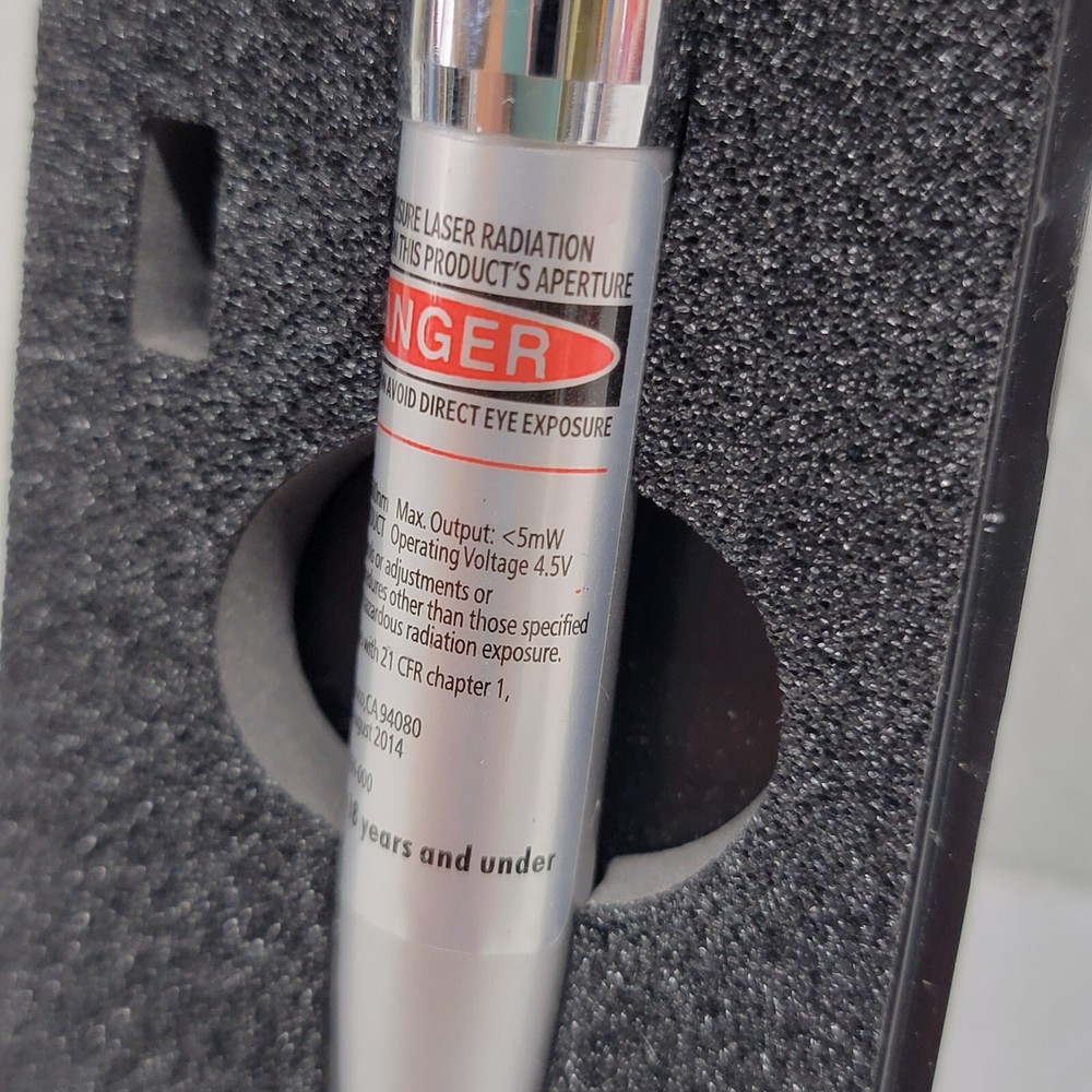 3-Function LED Flashlight Laser Pen Combo Home Office - Tradewinds Products