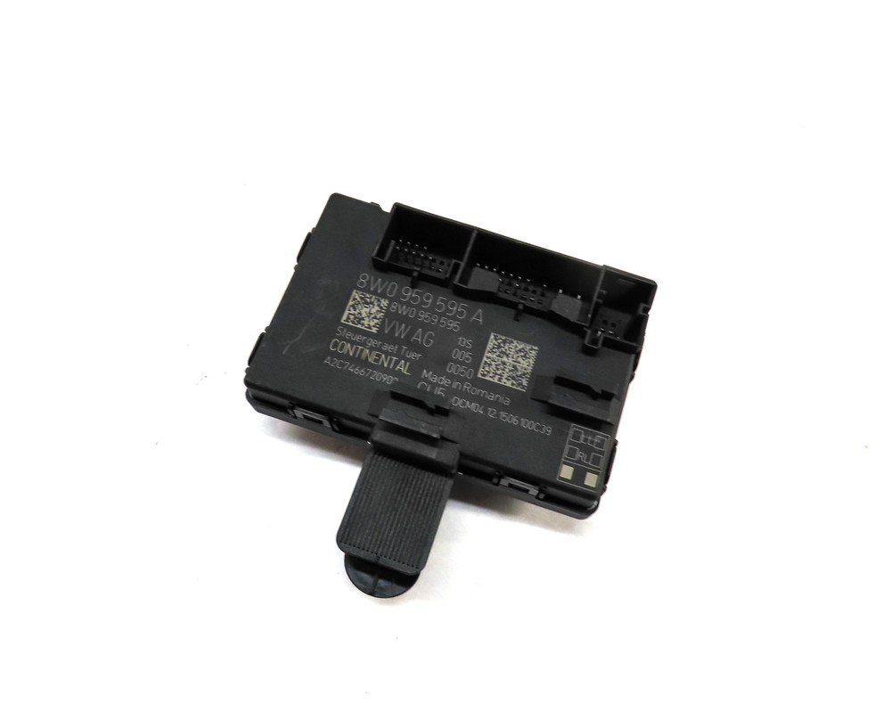 2017 AUDI A4 (B9 8W) REAR LEFT DOOR CONTROL MODULE