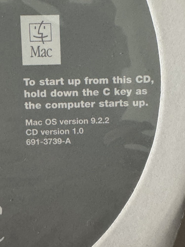 Apple 2002 eMac OS X and OS 9.2.2 Complete Software Install Discs Set