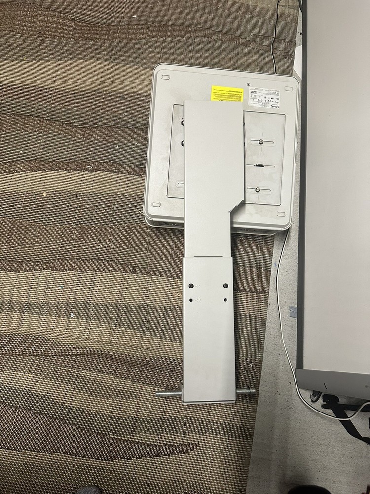 smart technologies UF70 Projector With SB660 Interactive Smart Board