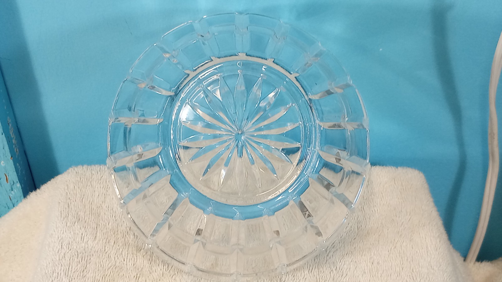 Fifth Avenue Crystal Emerald Bowl 7"