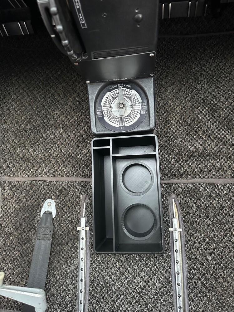 Aviation Center Cup Console