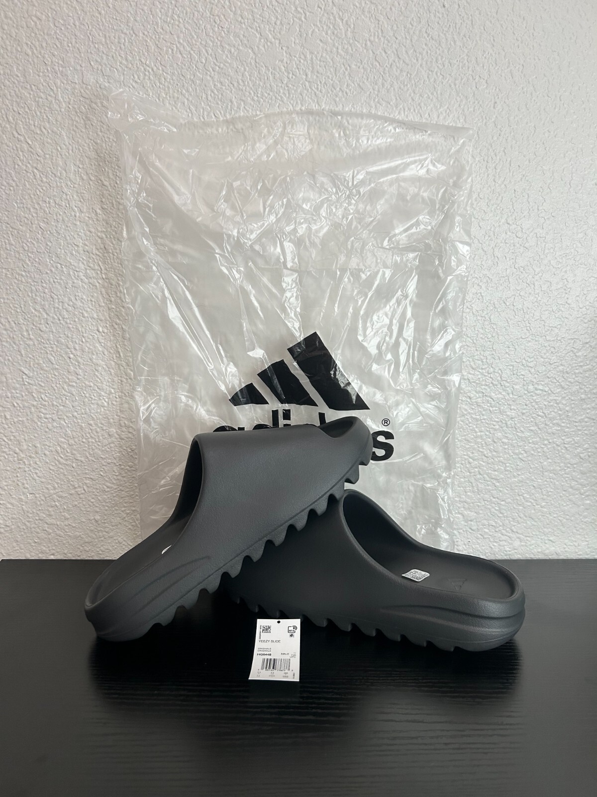 YEEZY SLIDES ONYX SIZES 4-13 US MEN ⚡️FAST SHIPPING⚡️