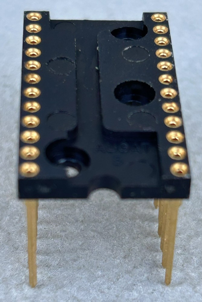 AUGAT IC SOCKET, 24 PIN DIP SOCKET, 0.6" WIDE, WIRE WRAP, GOLD - New