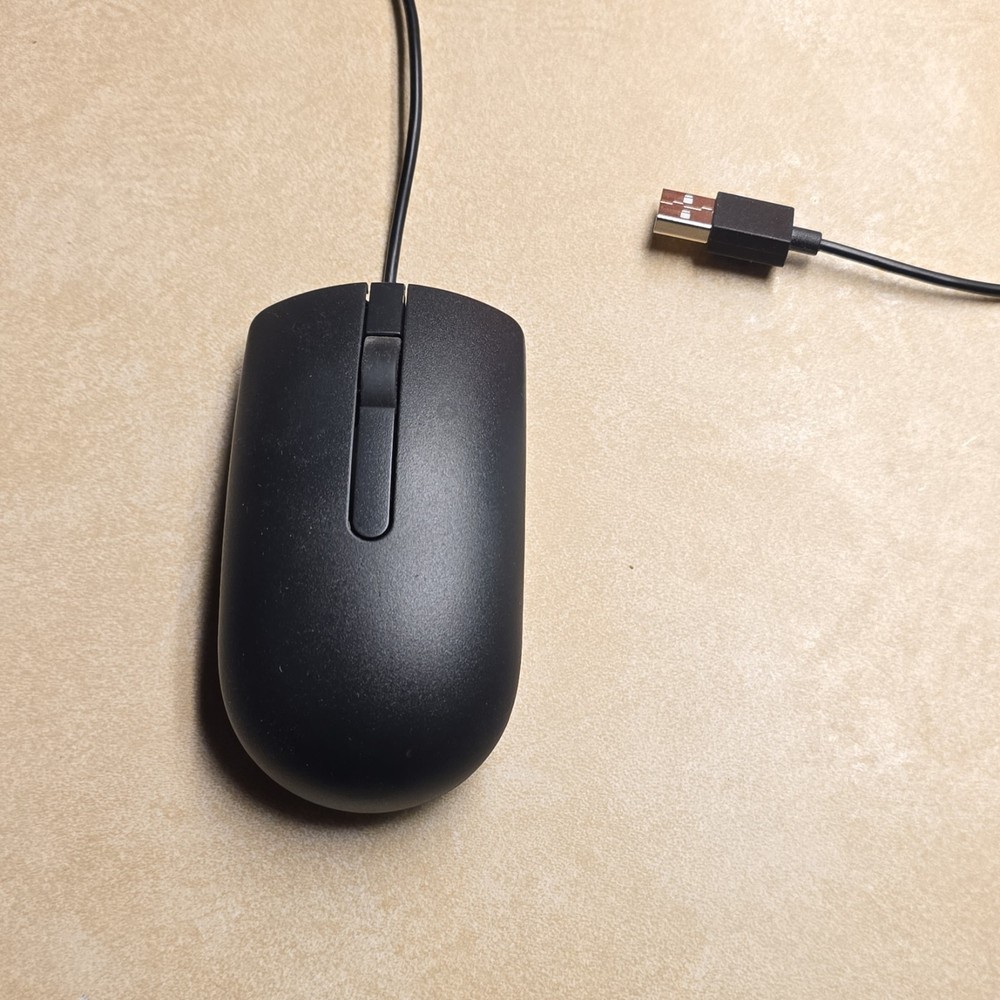 Dell 065K5F Wired USB Optical Mouse Black Scroll Wheel 1000 DPI 3 Buttons
