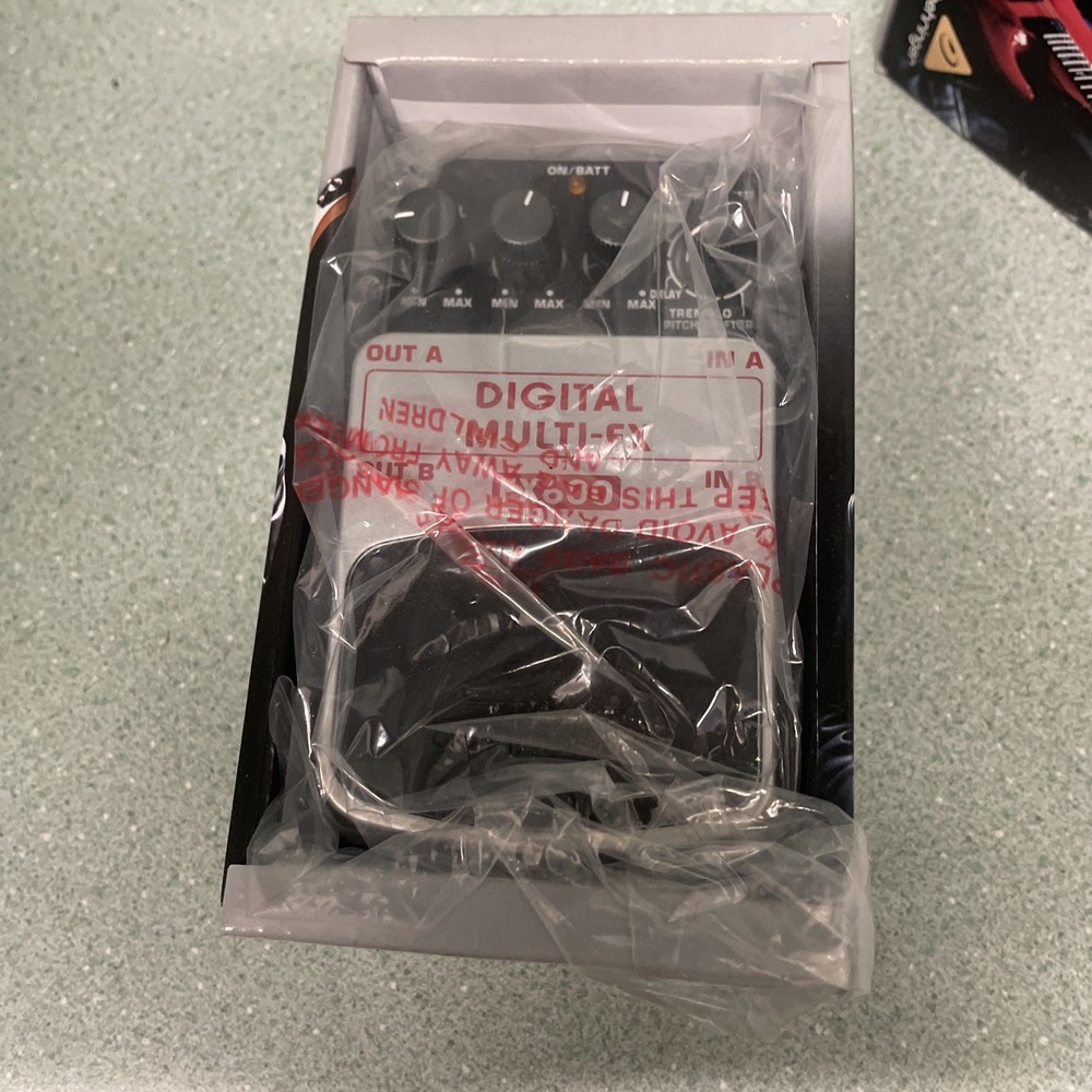 Behringer Fx600 Multi-Effector Electric Guitar Effecter