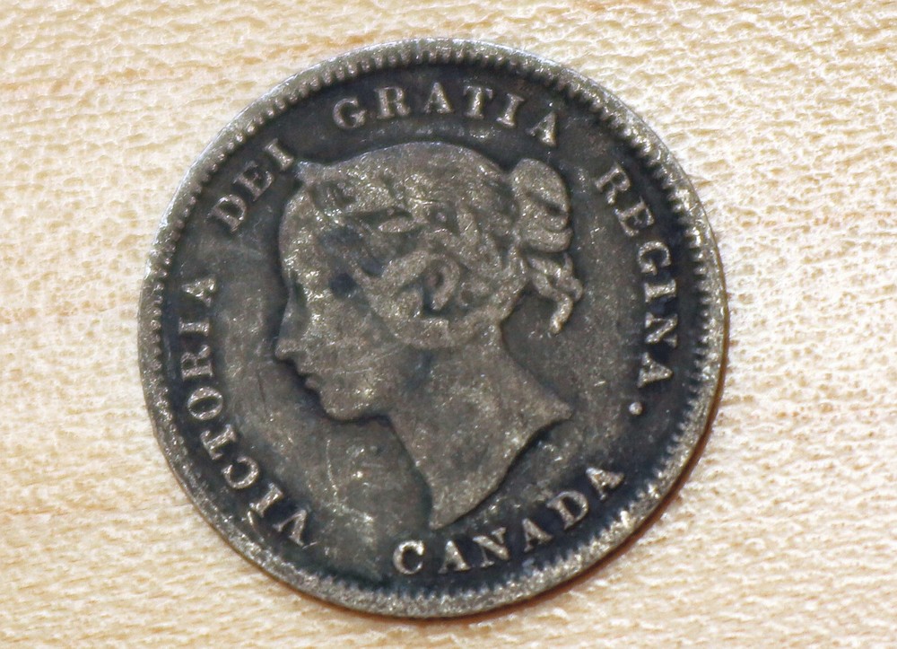 1885 5/5 Canada 5 Cents Silver