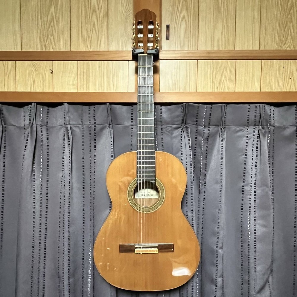 Raimundo 128C Classical Guitar