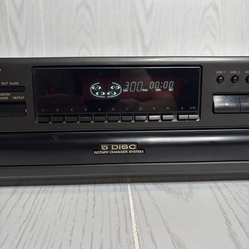 TECHNICS 5-DISC COMPACT DISC CHANGER MODEL SL-PD787 - TESTED - WORKS - BRIGHT