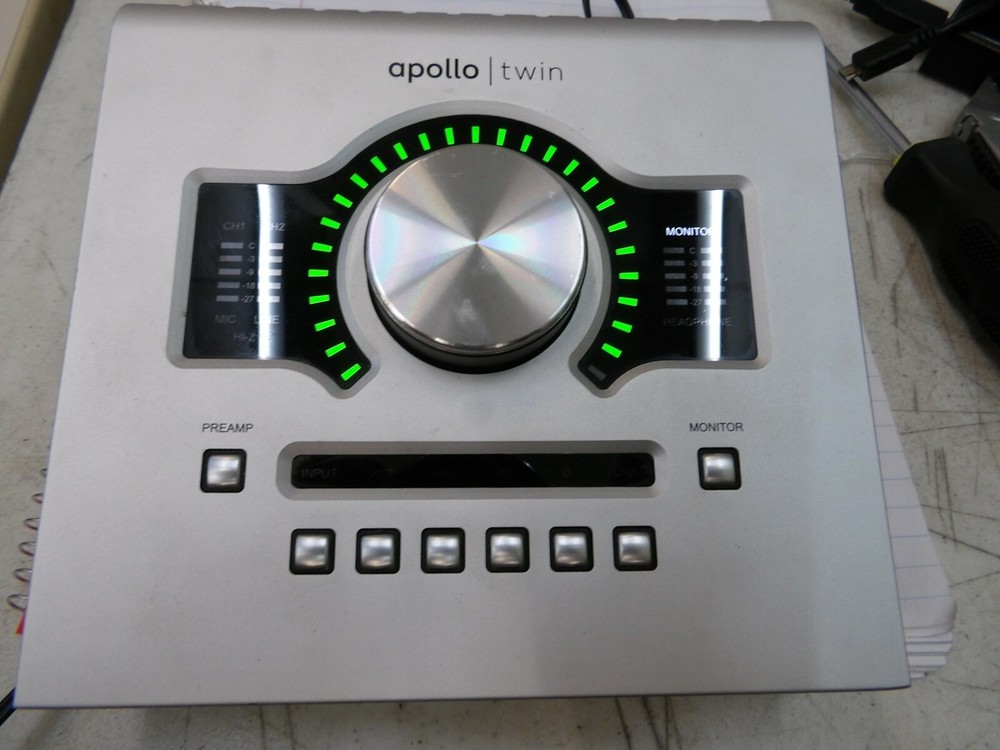 OPEN BOX UNIVERSAL AUDIO APOLLO TWIN  AUDIO INTERFACE