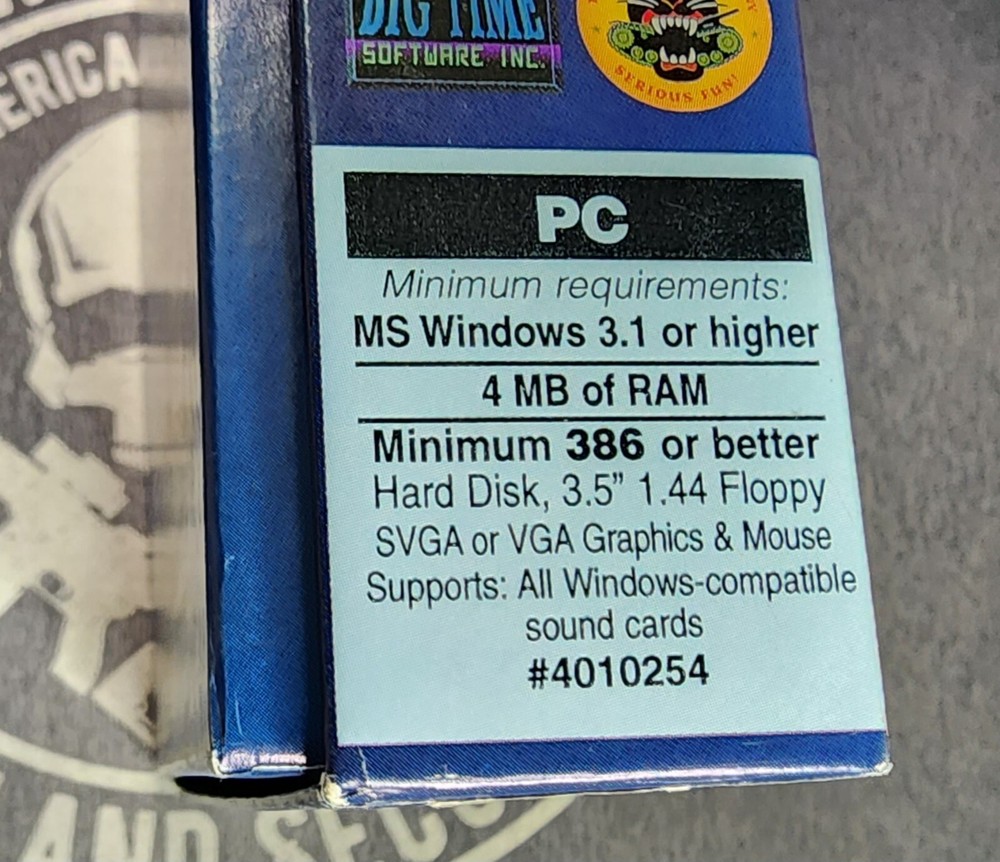 Vintage Flight Commander 2 PC Software Game Includes disks & Original Papers!