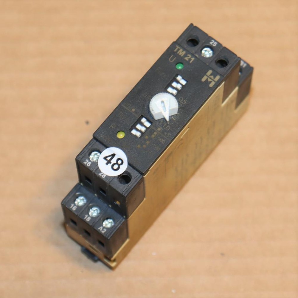 One Hiquel TM21 Multi Function/Voltage Time Relay