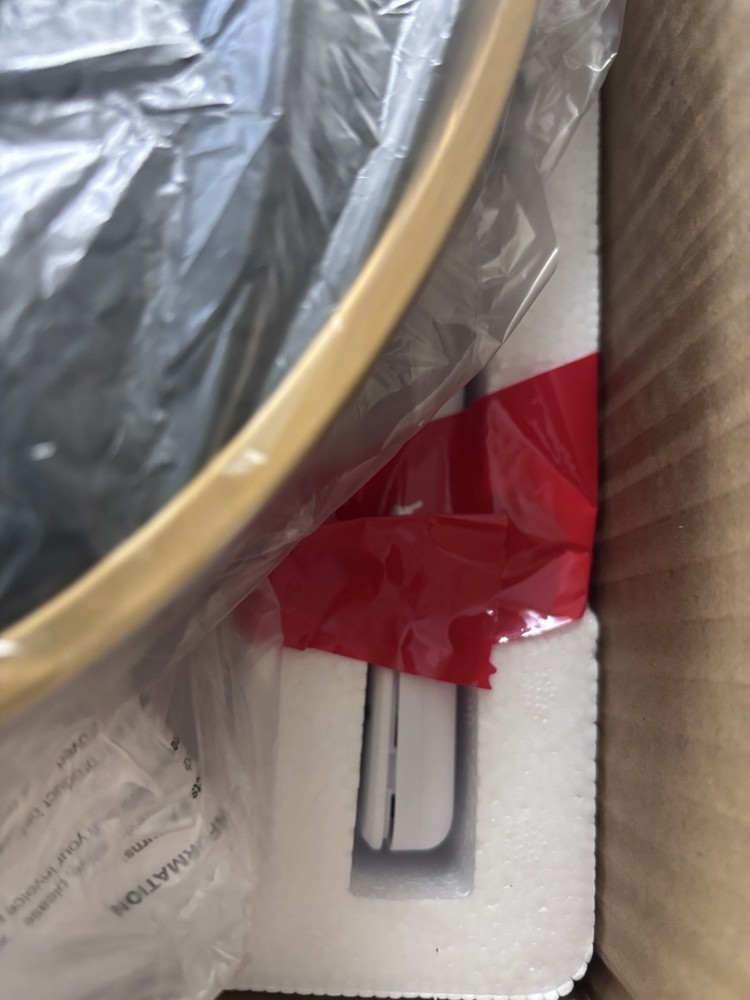 Merach Vibration Platform Machine 2398-Gold With LED-Display