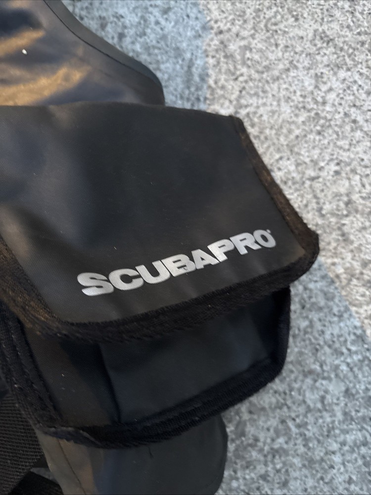 Scubapro Hydros Pro Two One Small One Large Used Untested