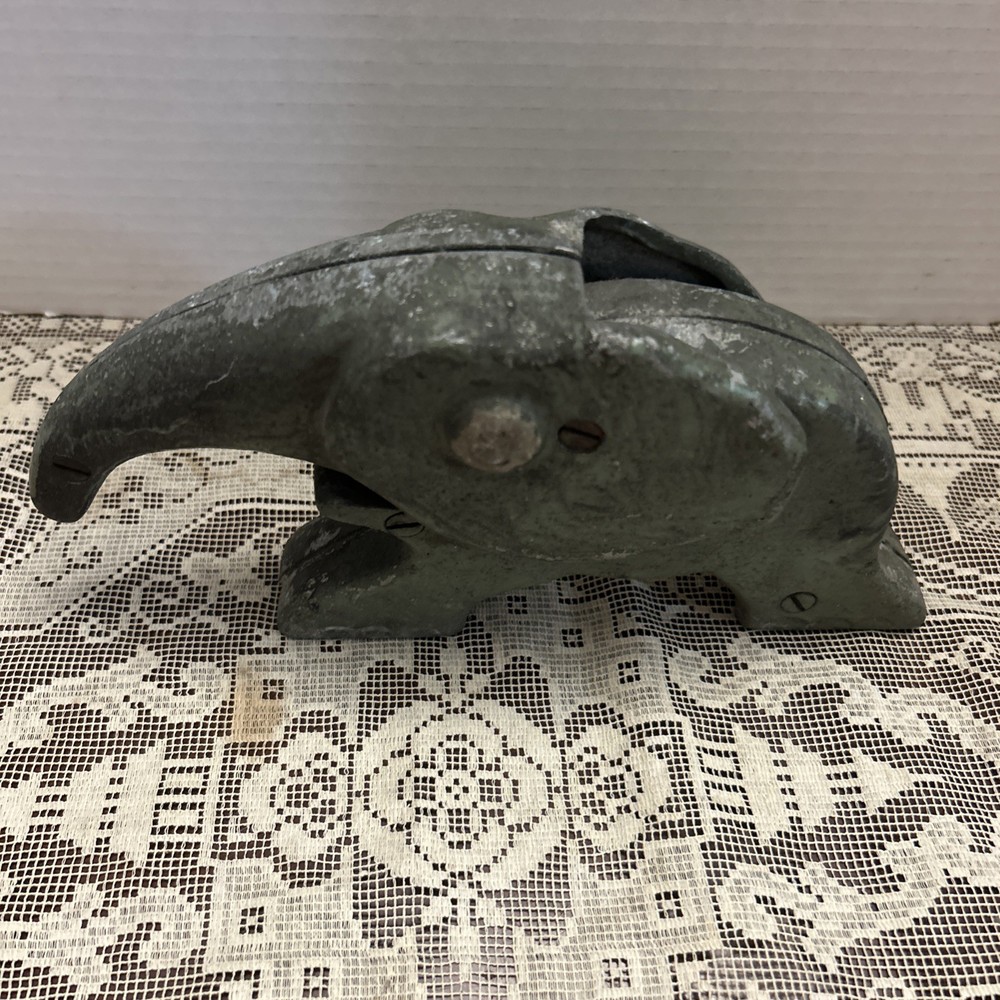 1930s VINDEX ART DECO ELEPHANT NUT CRACKER VTG