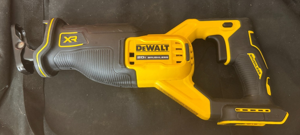 DEWALT 20V MAX Cordless Brushless Reciprocating Saw (Tool Only)