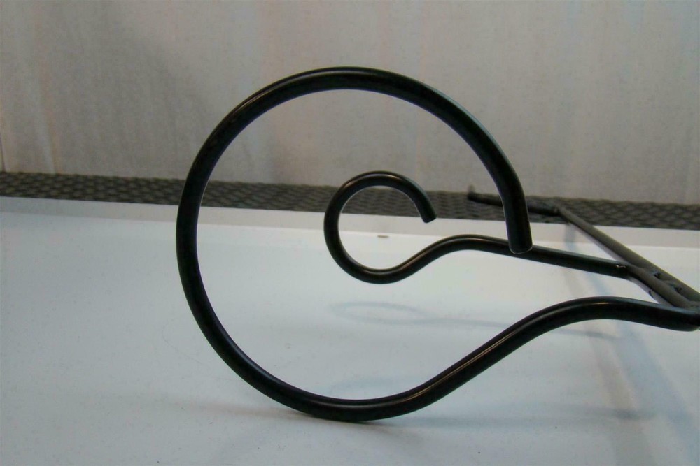 (16) Gun Holder 82x44x19CM