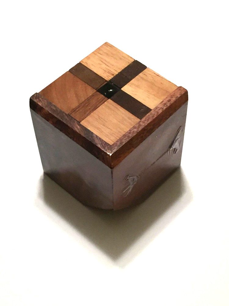 Wooden Brain Teaser mind challenging Puzzles Toys Hobby Creativity- Devils Cube