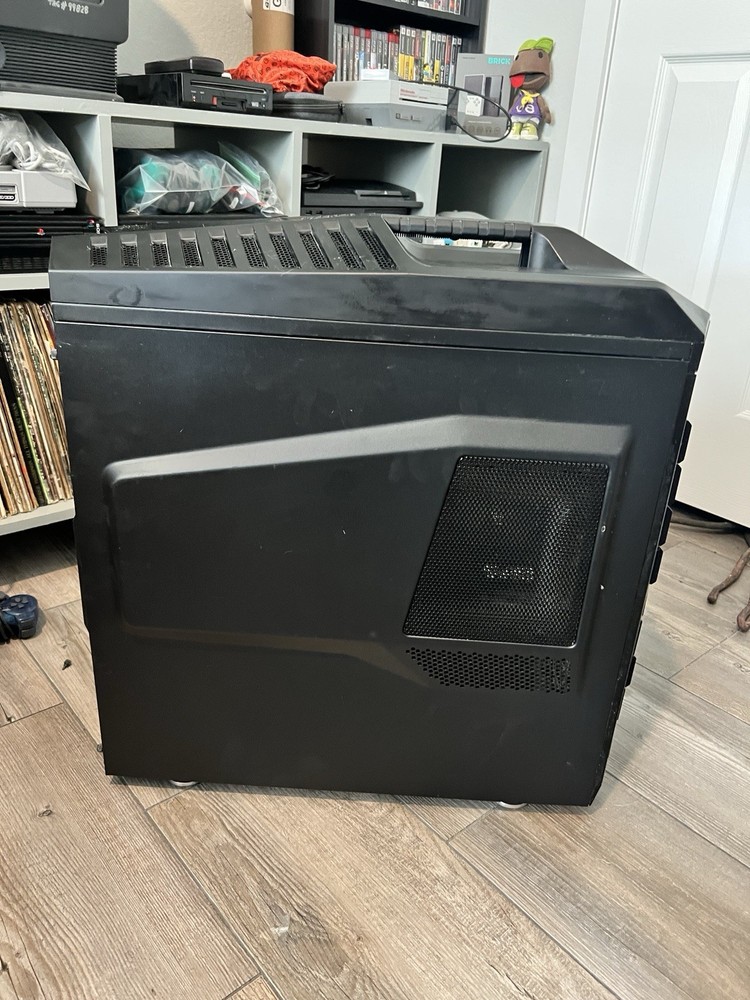 Cooler Master Storm Trooper Mid-ATX PC Case