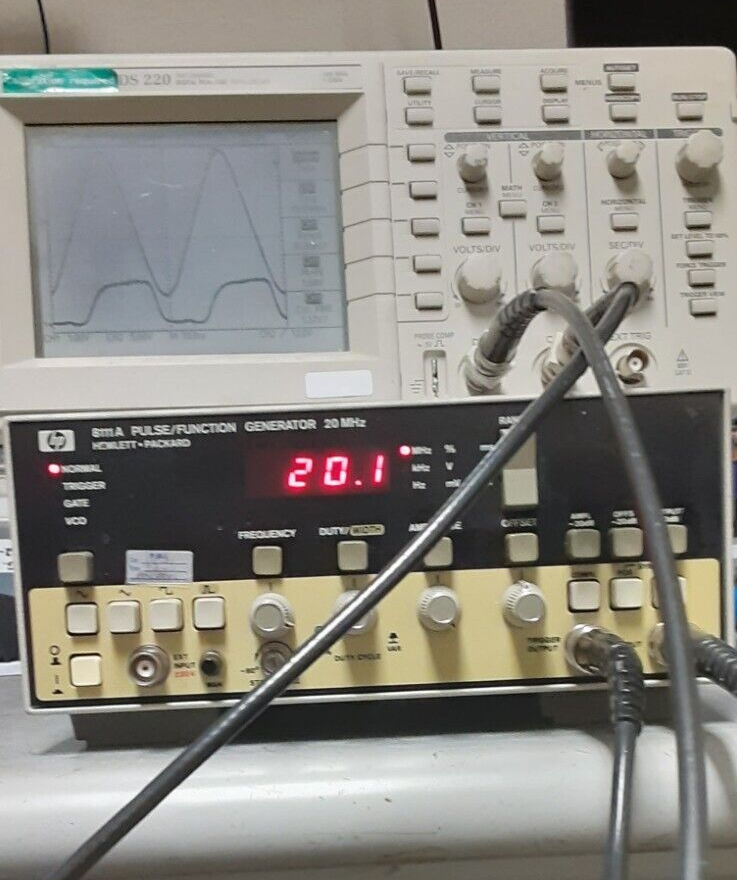 HP 8111A Pulse Function Generator P E R F E C T fully tested.