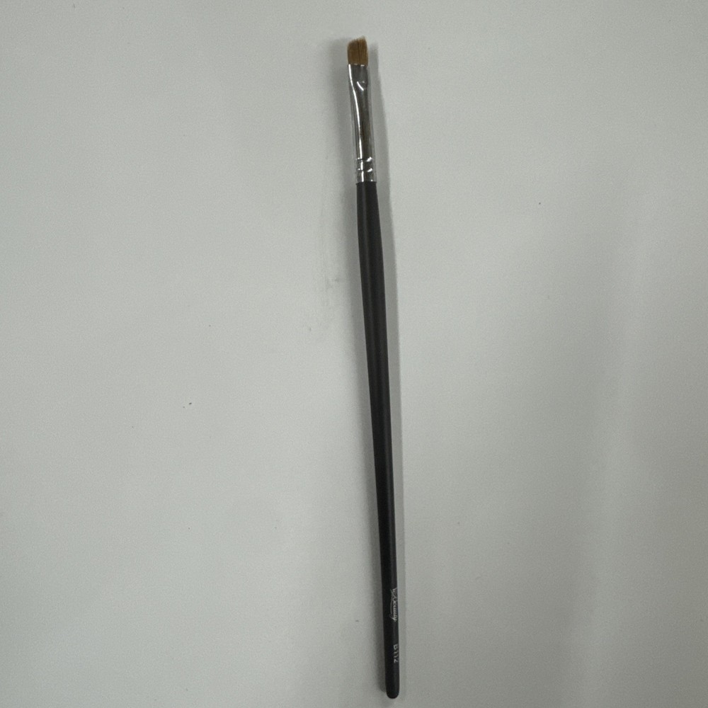 IBEAUTY Angled Blending Brush #B112