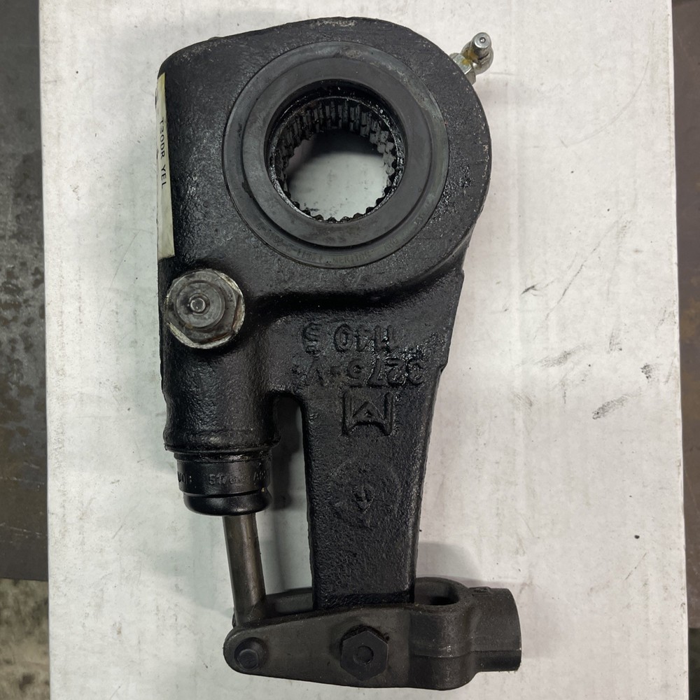 Meritor R802486 - Automatic Slack Adjuster 1.5" 28 Spline