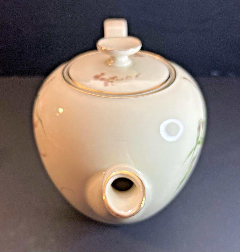 Heinrich Drazene Coffee Pot with Lid - Pattern For US Airforce