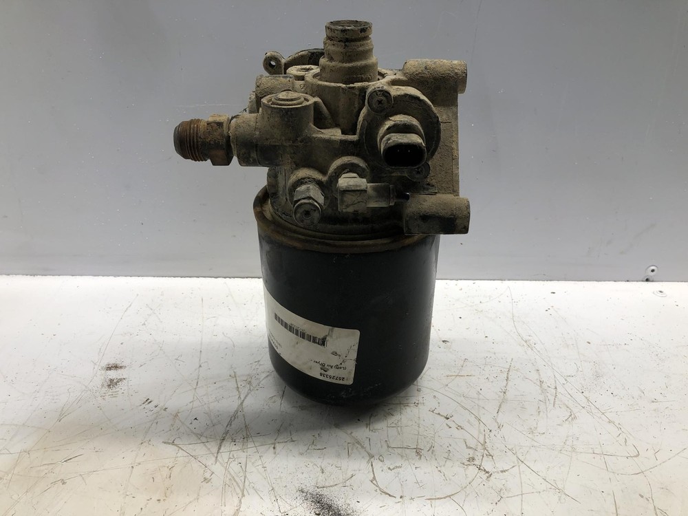 Bendix AD-IP Left/Driver Air Dryer - Used