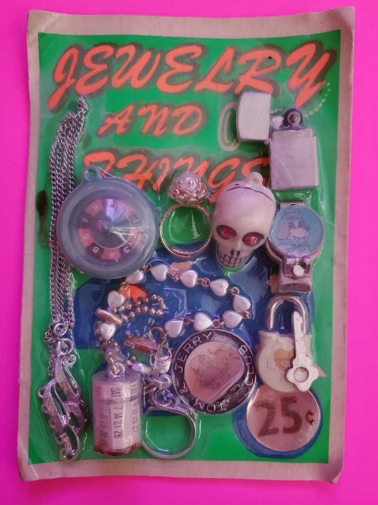 VTG 60'S GUMBALL MACHINE DISPLAY LIGHTER SKULL SEALED