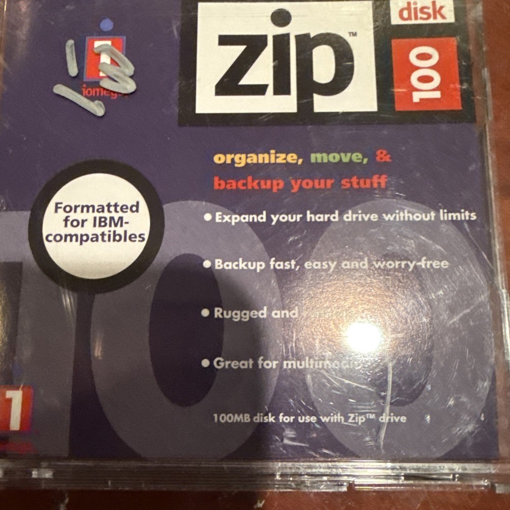 Iomega Zip Disk PC100 IBM Single Diskette 100MB Storage Capacity w Original Case