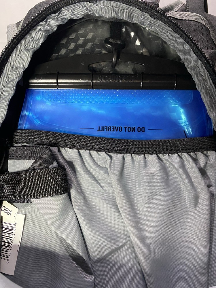 High Sierra Hydration Pack