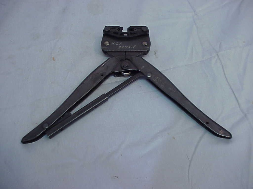 AMP Tyco 69656-E Type OB Ratchet Hand Crimp Tool